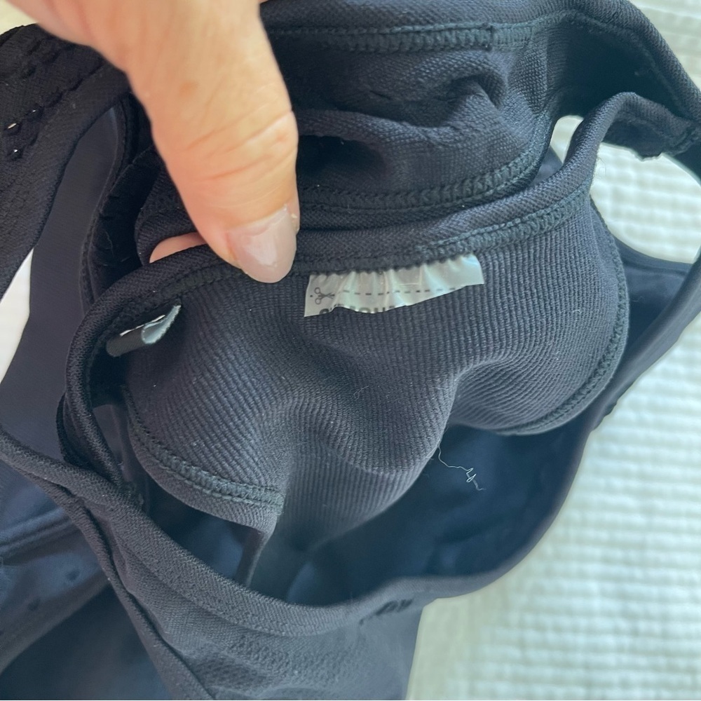 GymShark Sports Bra Women XS per Measurements No label Black - Picture 6 of 9